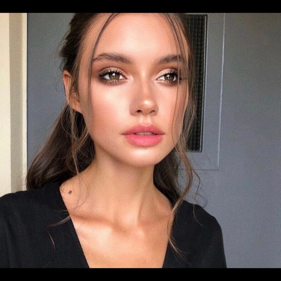 MAC COSMETICS EYESHADOW(cork satin)NIB!! - Picture 6 of 16